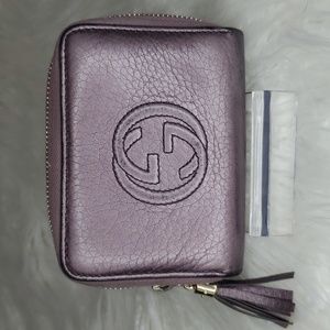 SOLD‼️GUCCI Soho Mini Zip Around Wallet